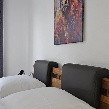 Luxus - Wlan, Smart Tv, Terrasse, Kueche, Handtuecher Apartament Heidenheim an der Brenz