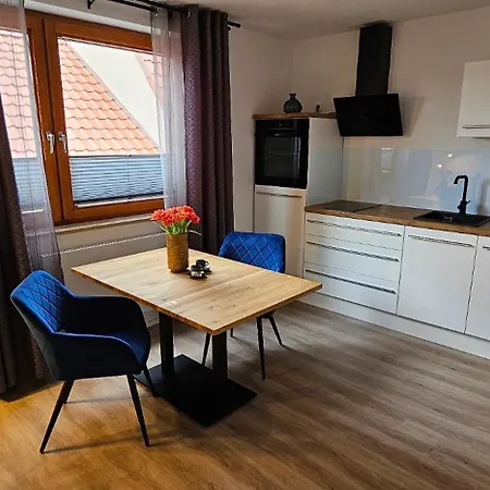 Apartament Luxus - Wlan, Smart Tv, Terrasse, Kueche, Handtuecher Heidenheim an der Brenz