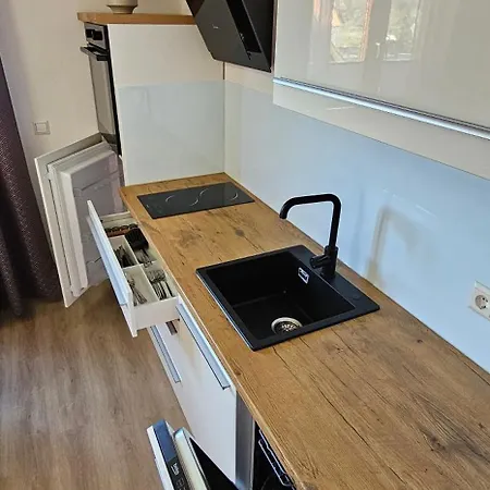 Apartament Luxus - Wlan, Smart Tv, Terrasse, Kueche, Handtuecher *